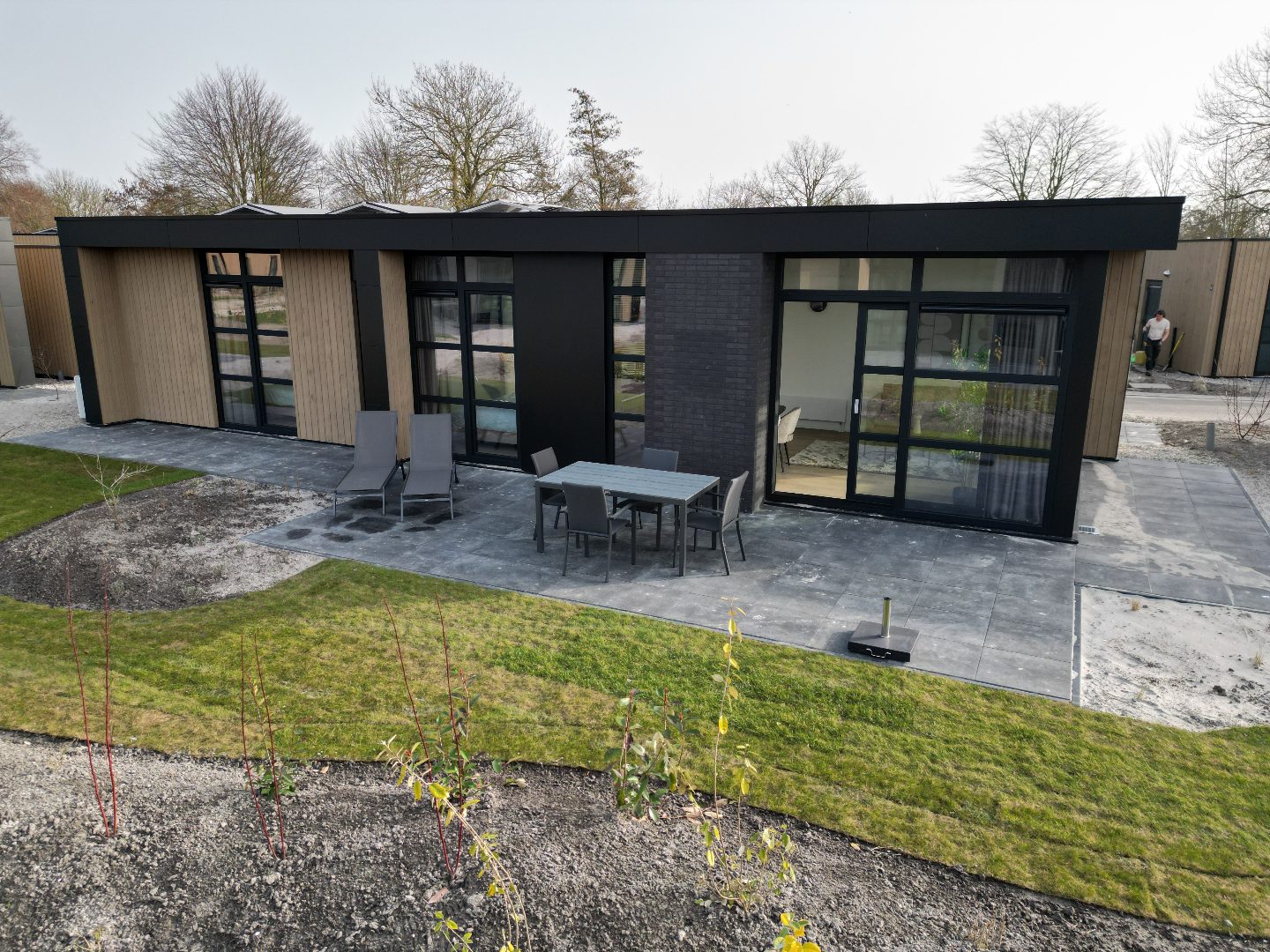 Luftaufnahme des Ferienparks mit Lage nahe am IJsselmeer